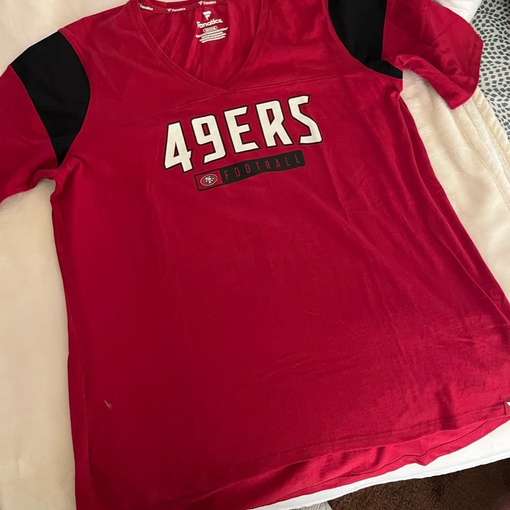 Fanatics Red and Black 49ers Ladies T-shirt Size 1X